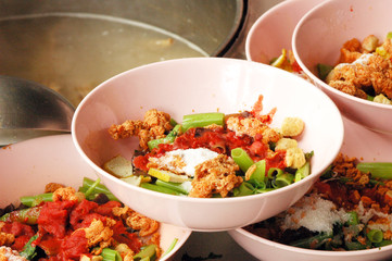 Brewed bean curd noodle
