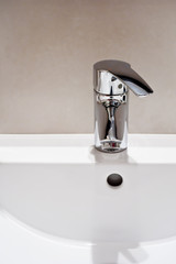 Wasserhahn