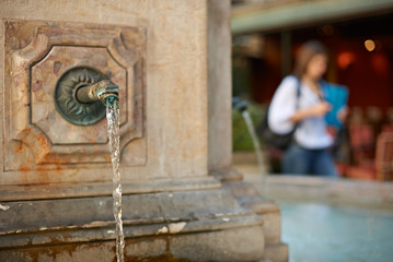 Fresh water fountain