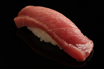 寿司　トロ