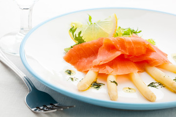 Smoked salmon and asparagus