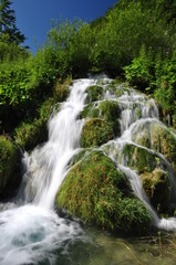 Fototapeta na wymiar Small waterfall