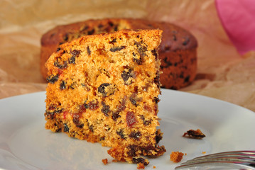 selbst gebackener Fruchtkuchen