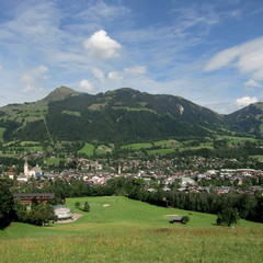 Fototapeta na wymiar Kitzbühel w Tyrolu / Österreih