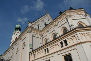 Fototapeta na wymiar Kościół parafialny pw św Mikołaja w Rosenheim / Bawaria