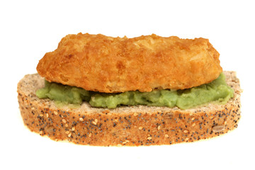 Fish Fillet and Mushy Peas on Brown Bread