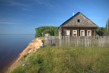 Дом на краю обрыва