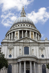 Fototapeta na wymiar Domed roof of St Pauls Cathedral, London, England