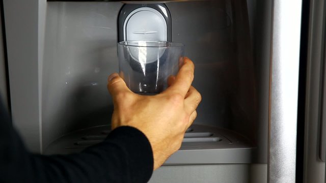 distrubution gla&ccedil;on