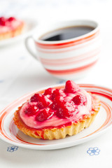 tasty strawberry pie