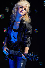 Fototapeta premium blonde girl with guitar
