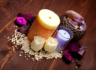 Obraz na płótnie Canvas Aromatherapy - bath salt and candles
