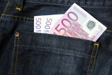 500 Euro bills in a jeans pocket