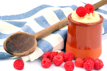 Riz au lait et framboises