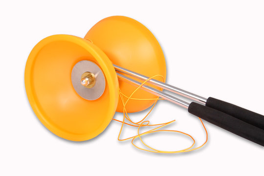 Diabolo mit Handst&ouml;cken