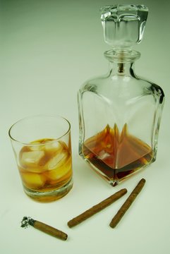Rum und Zigarillos