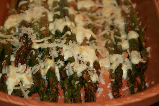 Gr&uuml;ner Spargel 2