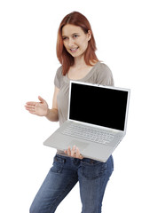 jeune femme ordinateur