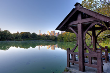 Obraz premium Central Park in early autumn