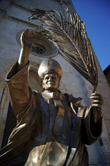 Obraz premium Statua del Papa a Todi, Umbria