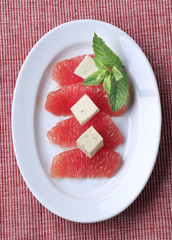 Grapefruit and tofu