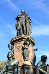 Bronzestandbild von Maximilian II. K&ouml;nig von Bayern