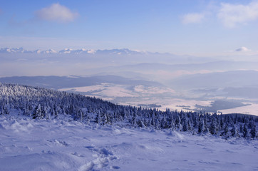 Fototapeta na wymiar zimowa dolina