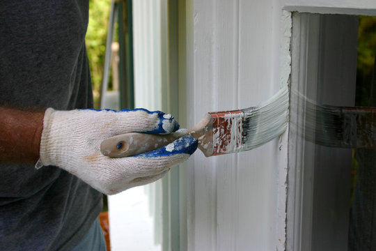 Painting Around House Windows