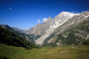 Fototapeta premium Monte Bianco e Aiguille Noire
