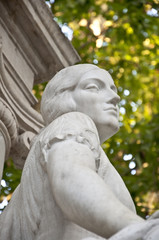 Mujer melanc&oacute;lica