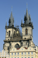 Fototapeta na wymiar église Notre dame à Prague