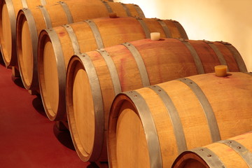 Barrique, Rotwein, Eichenfässer,  Weinfässer, Holzfässer