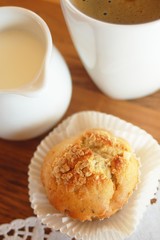 Hacea break, have muffins and coffea