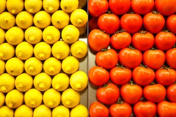 Limones y tomates