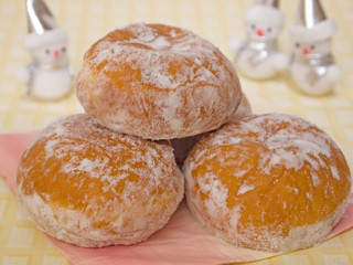 あんドーナツと雪だるま