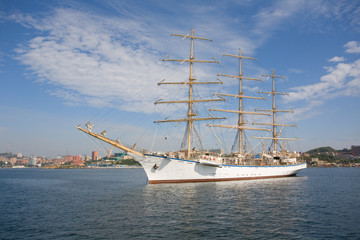Fototapeta na wymiar Big sailing ship