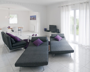 Wohnraum mit Liege-Couches