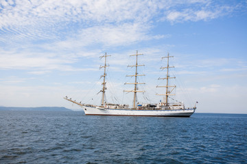Fototapeta na wymiar Big sailing ship