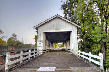 Crawfordsville Covered Bridge of Oregon