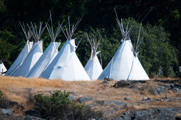 Native americans tipis