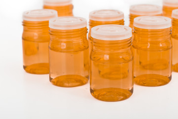 glass containers with concentrated antioxidant