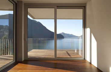 architettura moderna, interno di appartamento con vista su lago