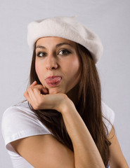 Ragazza smorfiosa