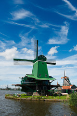 Naklejka premium Windmill landscape