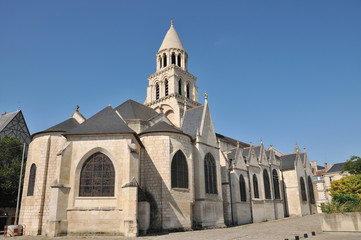Fototapeta na wymiar Notre-Dame la Grande w Poitiers