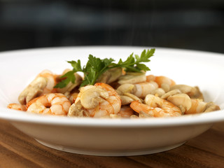 Stir Fried Prawns with Ginger and Mushrooms