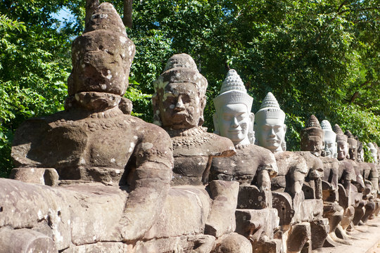 Angkor - Figur der Khmer