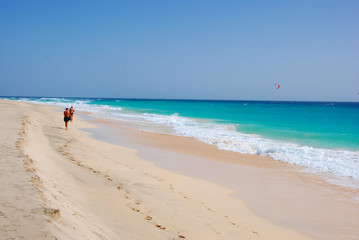 Fototapeta na wymiar Plaża w Santa Maria, Wyspa Sal, Afryka