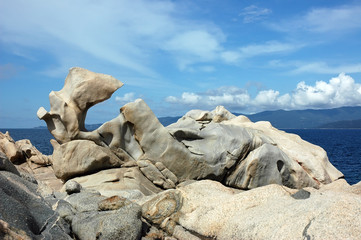 C&ocirc;te rocheuse de Campomoro en Corse