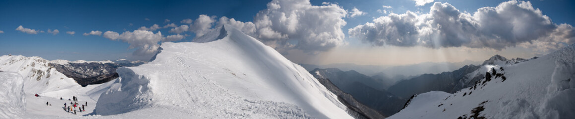 panoramica in alta montagna1